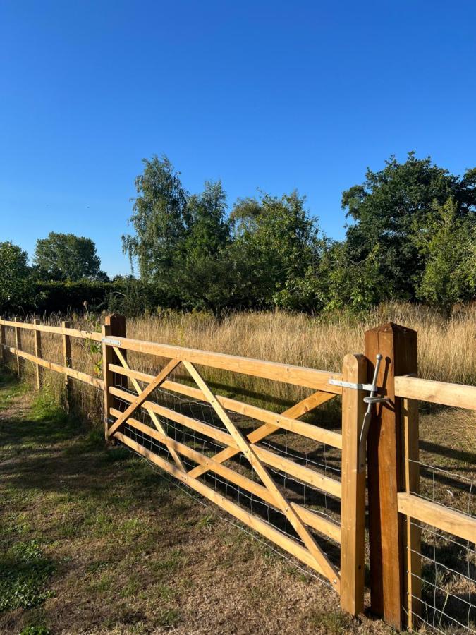 Gorgeous Comfortable Barn With Huge Private Orchard In Quiet Suffolk Location Depden Exteriér fotografie